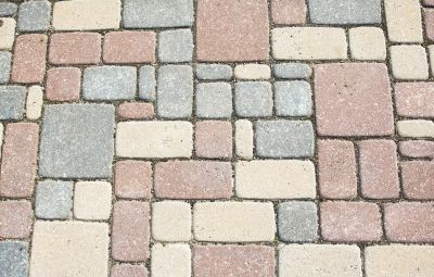 Multi-color paver pattern